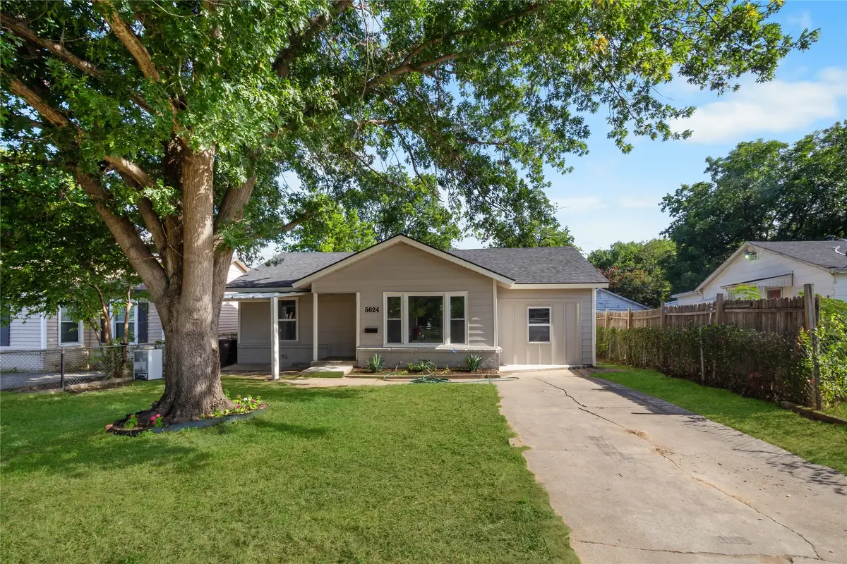 5624 S Hampshire Boulevard, Fort Worth, TX 76112 - #1