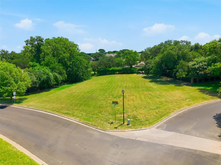 3301 N Ridge Drive, Waco, TX 76710 - #3