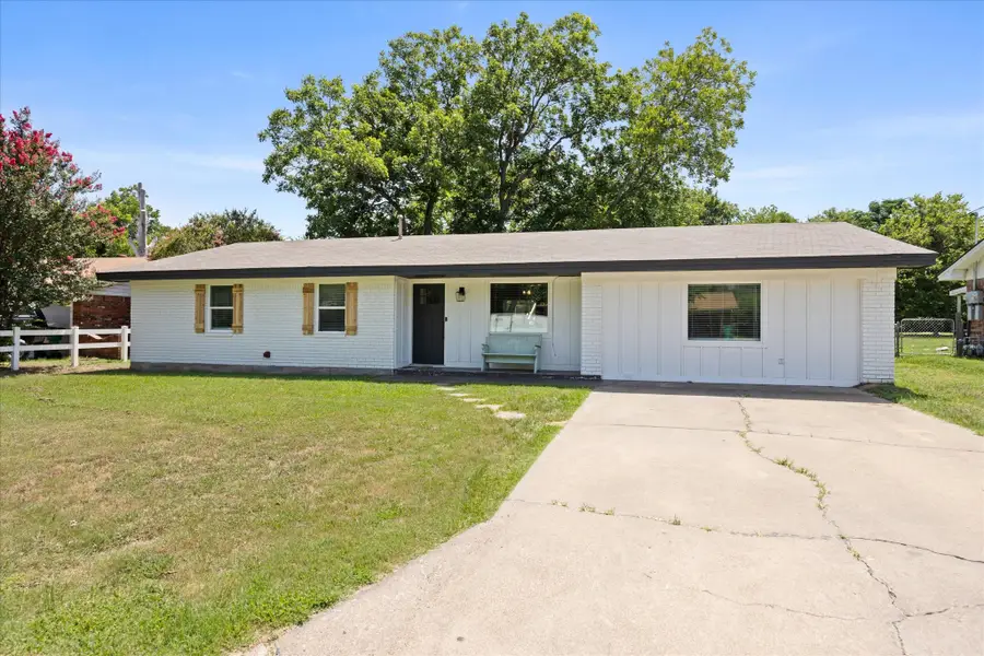 270 Barker Street, Stephenville, TX 76401 - #2