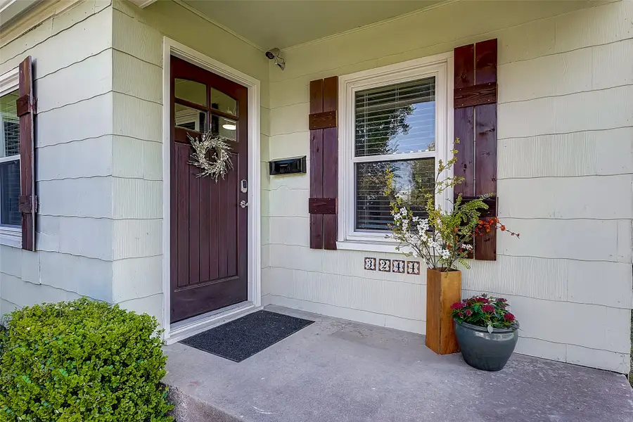 3244 Sandage Avenue, Fort Worth, TX 76109 - #2