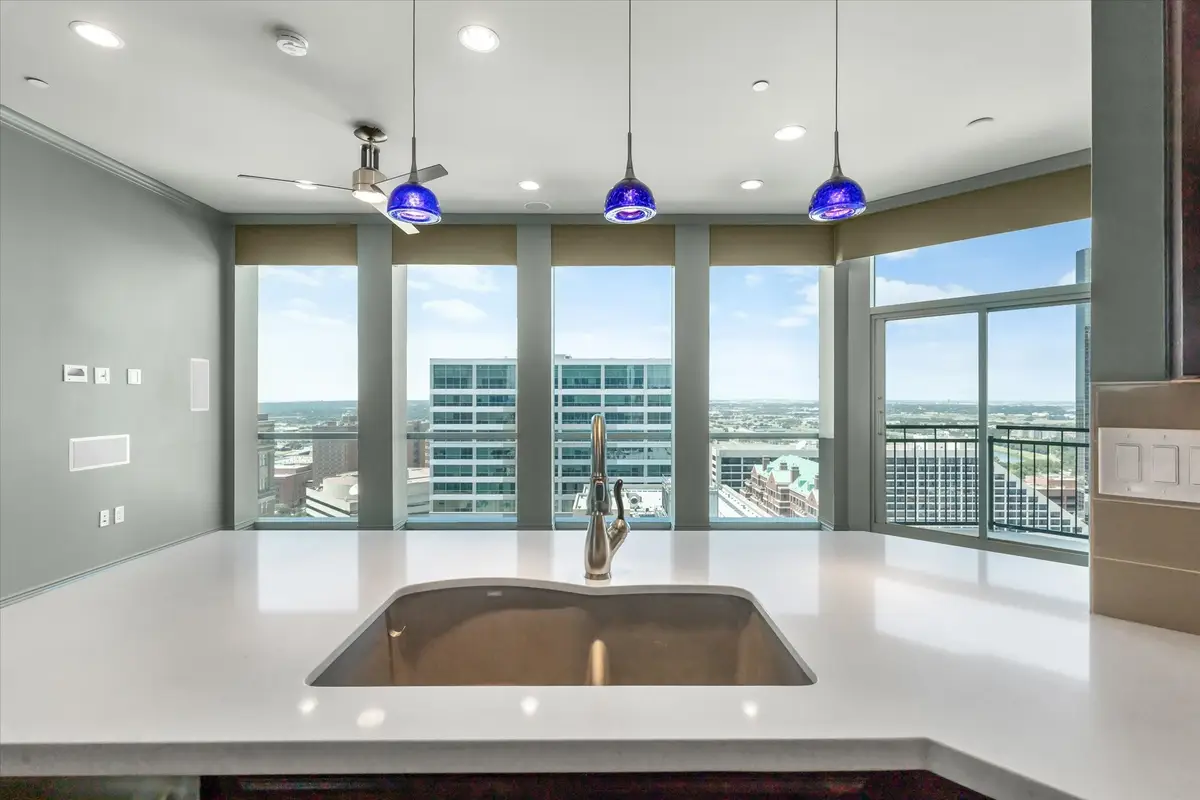 500 Throckmorton Street #2004, Fort Worth, TX 76102 - #1