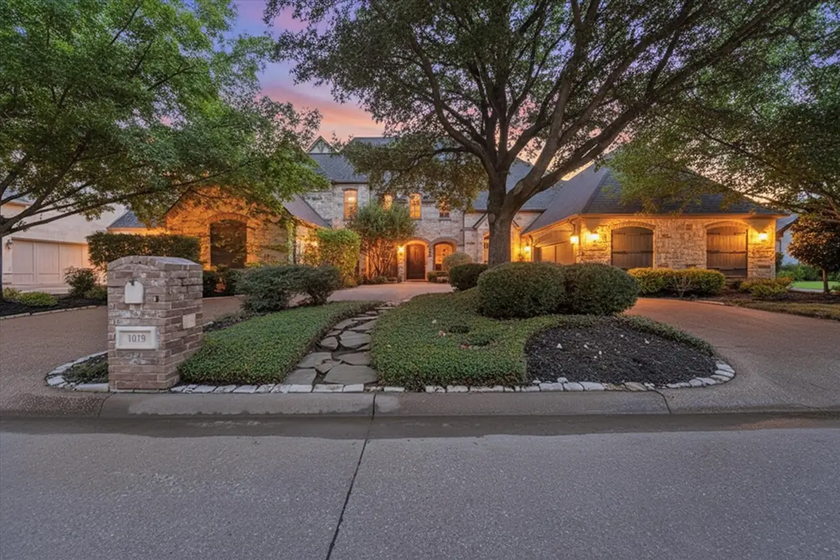 1019 Walnut Falls Circle, Mansfield, TX 76063 - #1