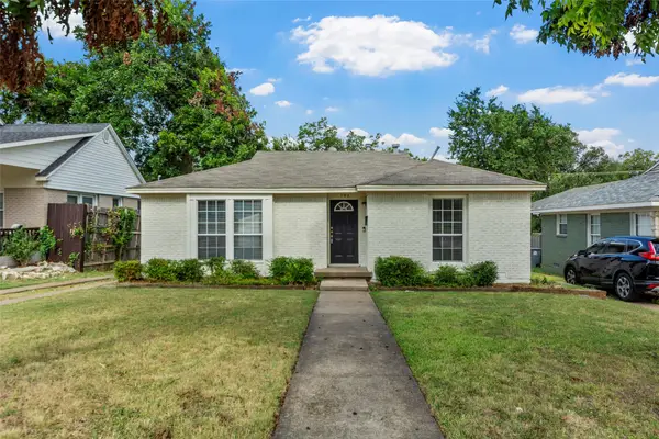 702 Westmount Avenue, Dallas, TX 75211