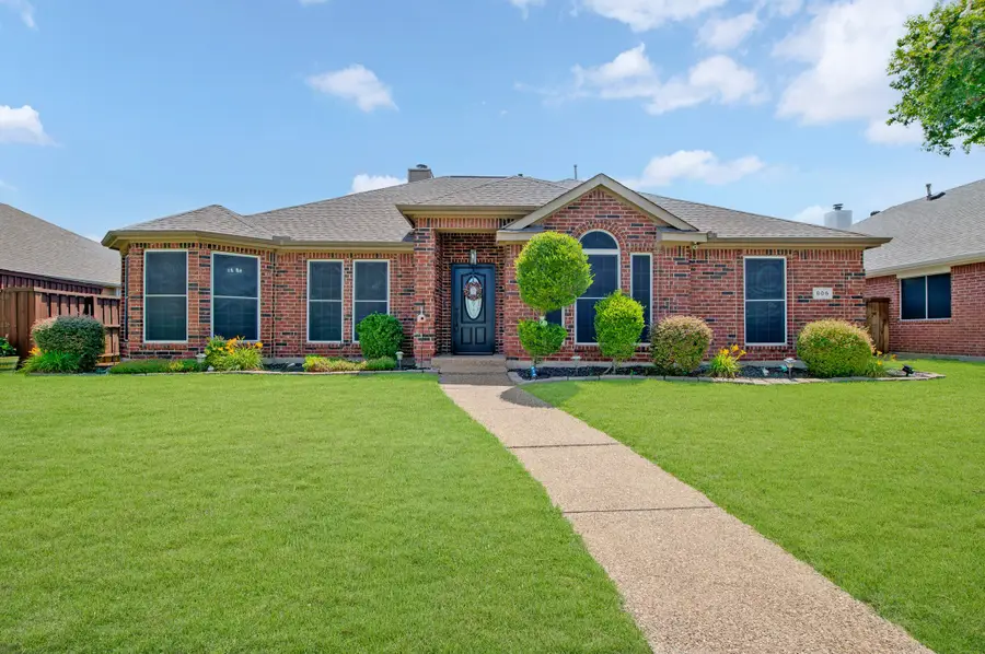805 Kathryn Drive, Lewisville, TX 75067 - #2