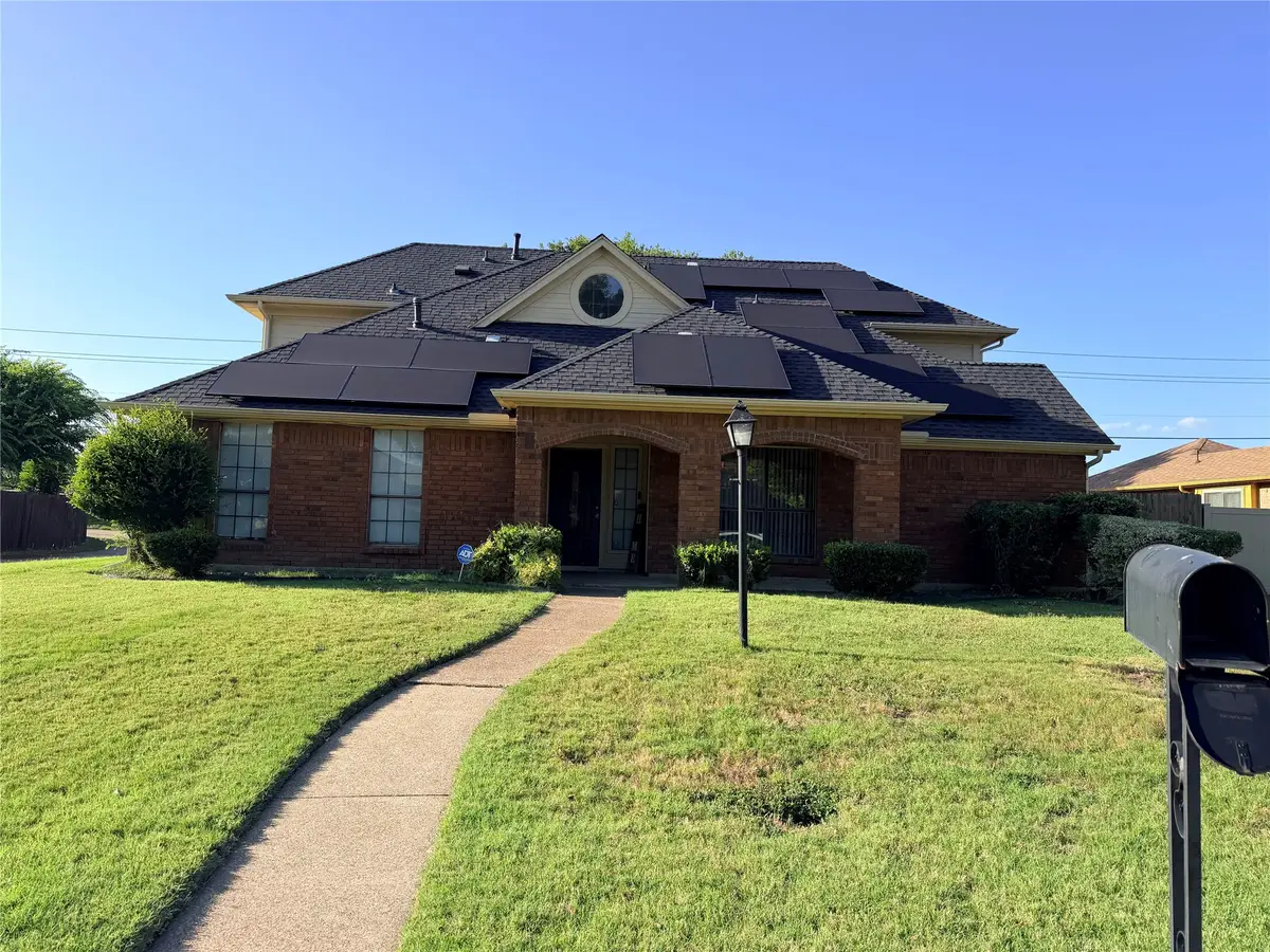 916 Manor Drive, Desoto, TX 75115 - #1