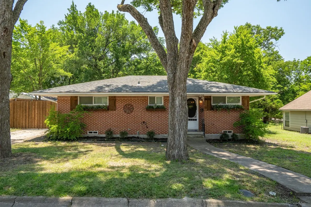 210 Hill Street, Farmersville, TX 75442 - #1