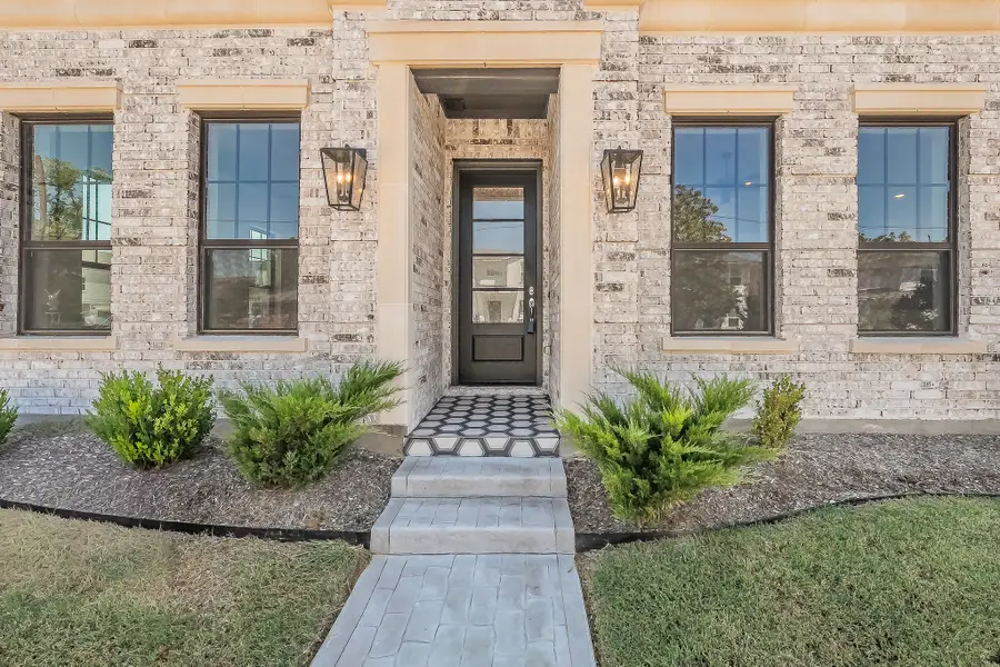 305 Sunset Lane #101, Fort Worth, TX 76114 - #2
