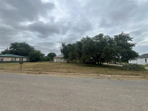 706 5th, Brady, TX 76825