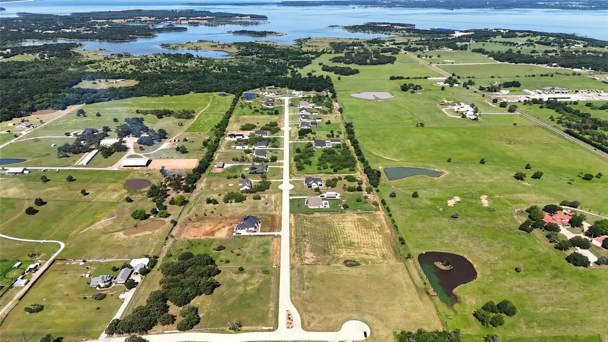 800 Vest Lane, Pilot Point, TX 76258 - #1