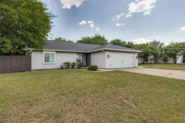 625 Park Center Boulevard, Saginaw, TX 76179