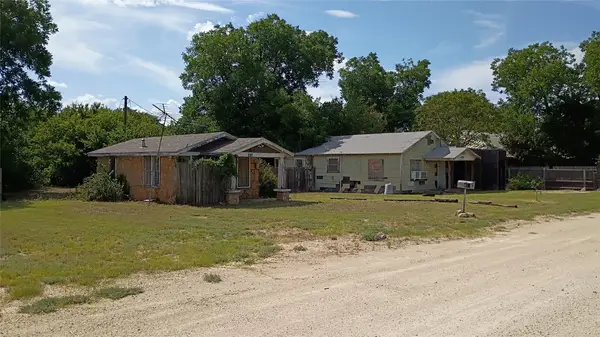 402 & 406 Elm Street, Clyde, TX 79510