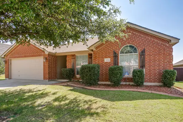 1134 Grove Court, Burleson, TX 76028