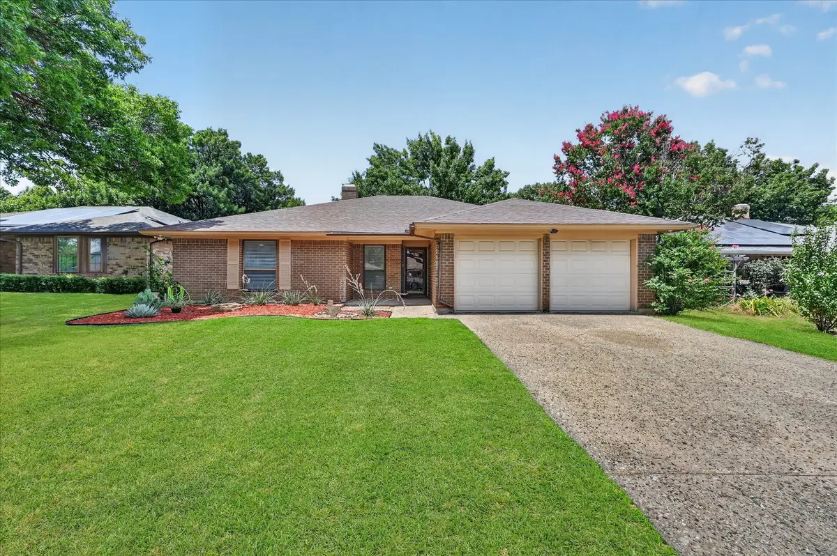 3520 Willowbrook Drive, Fort Worth, TX 76133 - #1