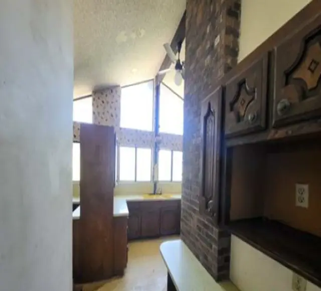 306 Wade Street, Olney, TX 76374 - #2