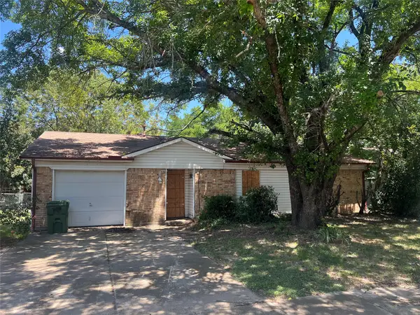 4228 Culmer Lane, Balch Springs, TX 75180