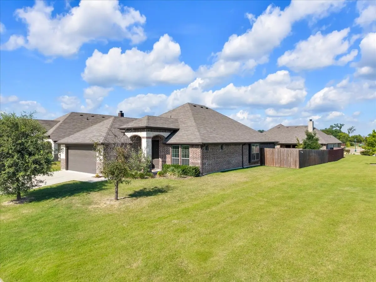 100 Gardenia Drive, Azle, TX 76020 - #1