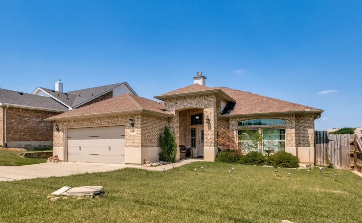 529 5th Street, Grand Prairie, TX 75050 - #1
