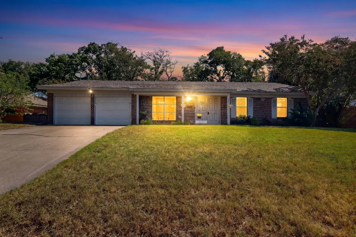 4513 Blue Lake Court, Fort Worth, TX 76103 - #1