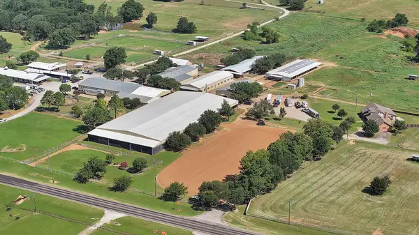 15135 E Fm 922, Tioga, TX 76271