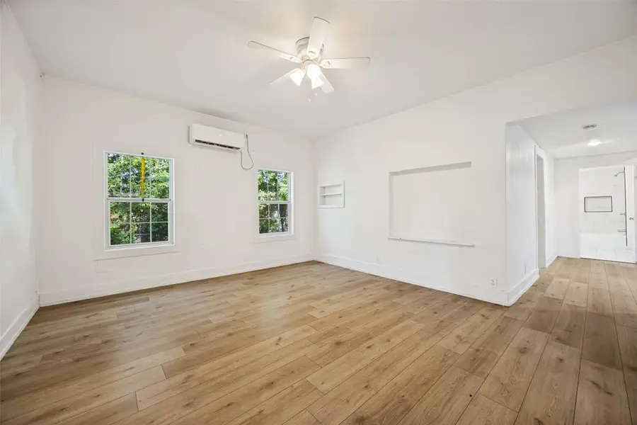 423 W Munson Street, Denison, TX 75020 - #3