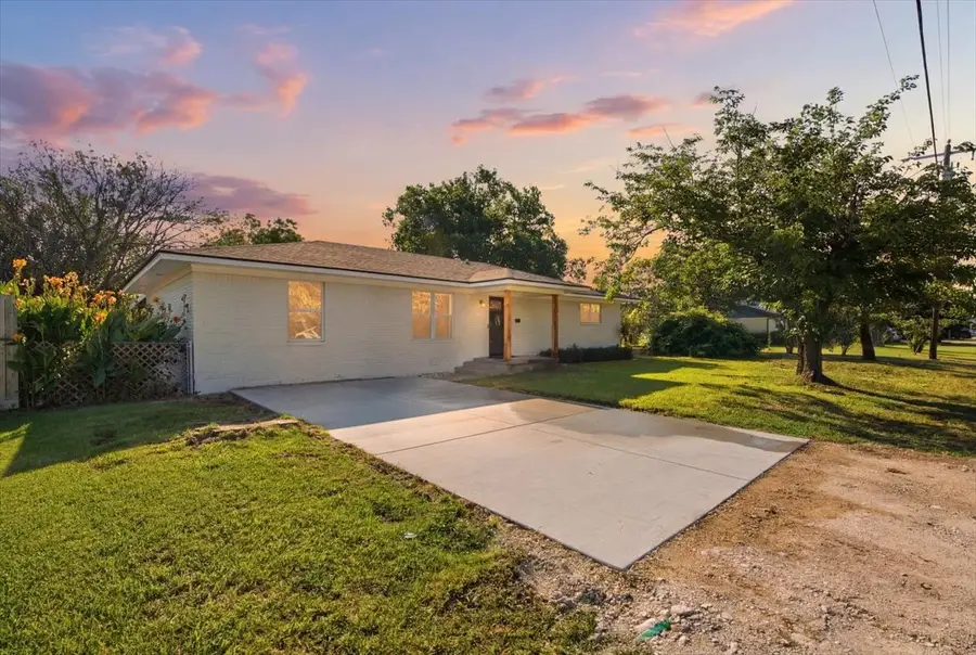507 S Colorado Street, Whitney, TX 76692 - #3