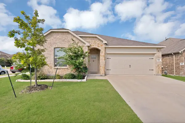 1828 Memorable Moment Drive, Crandall, TX 75114