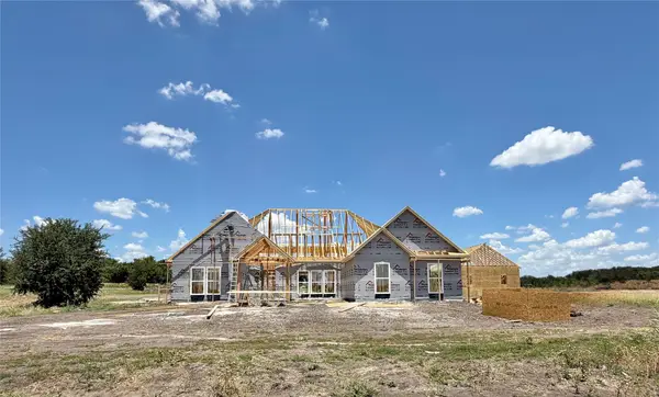 2021 Collin Street, Weatherford, TX 76085