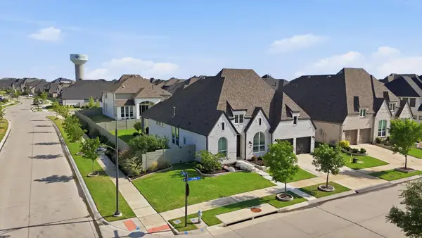 2112 Strolling Way, Argyle, TX 76226