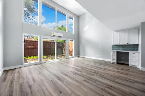 6007 E University Boulevard #132, Dallas, TX 75206