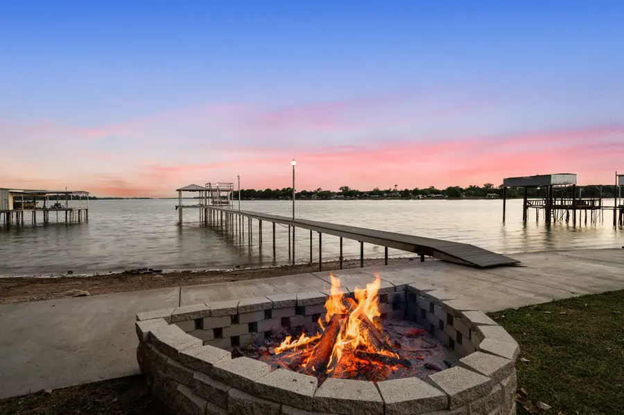 1720 Rogers Road, Newark, TX 76071 - #2