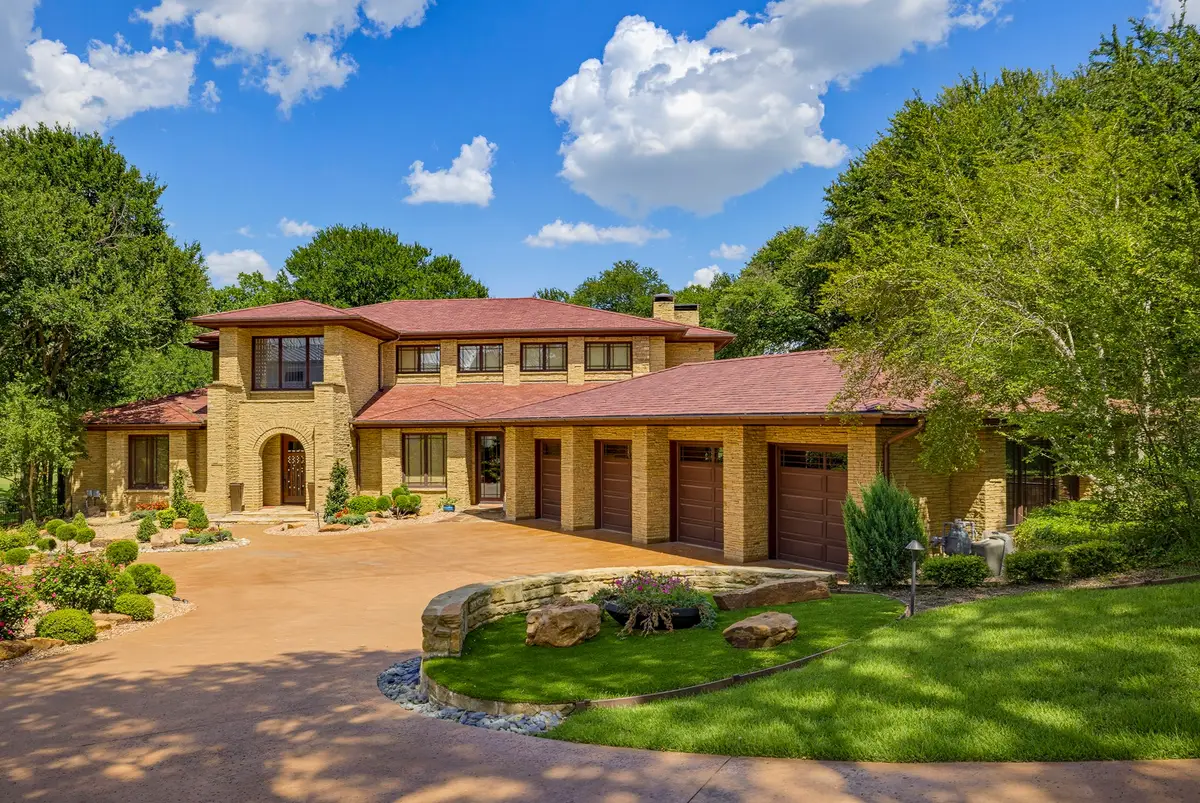 6816 Oak Hill Drive, Fort Worth, TX 76132 - #1