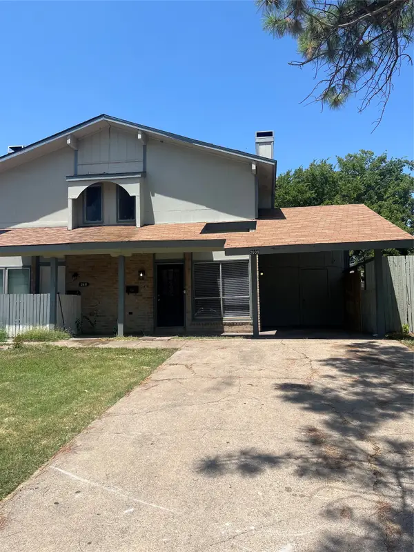 2609 San Sabastian Circle, Grand Prairie, TX 75052