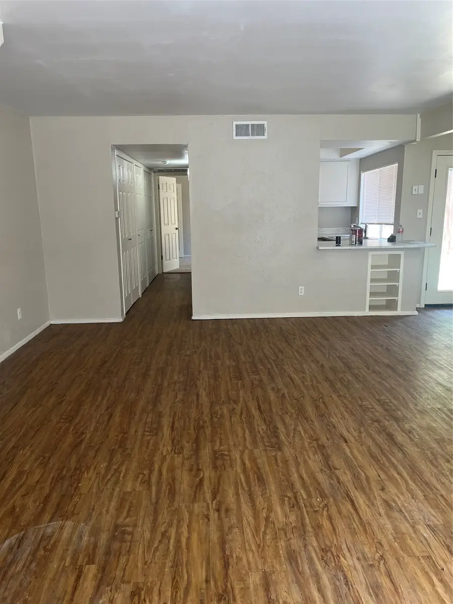2609 San Sabastian Circle, Grand Prairie, TX 75052 - #3