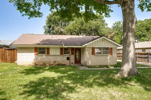 412 Franklin Drive, Euless, TX 76040