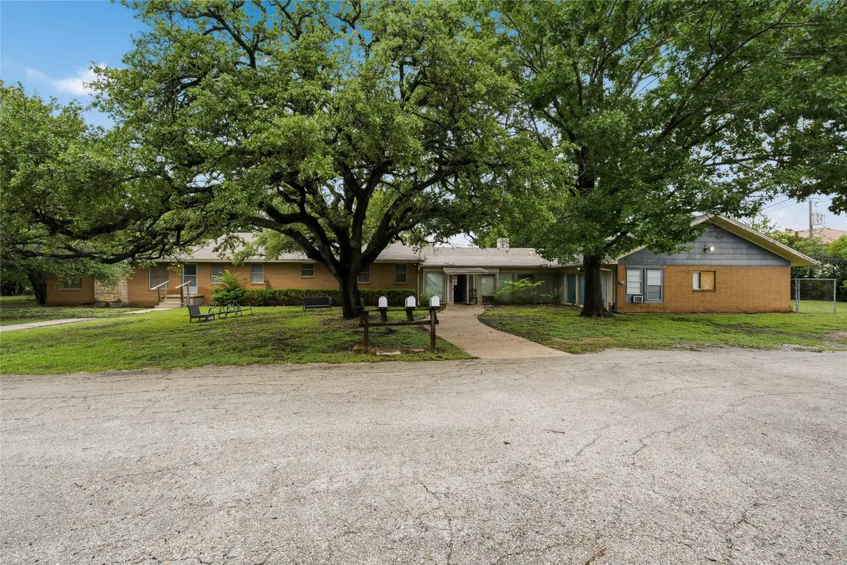 2323 N 39th Street, Waco, TX 76708 - #1