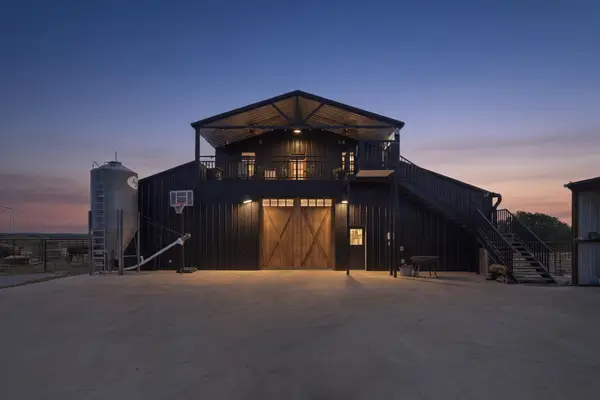 196 Story Road, Perrin, TX 76486
