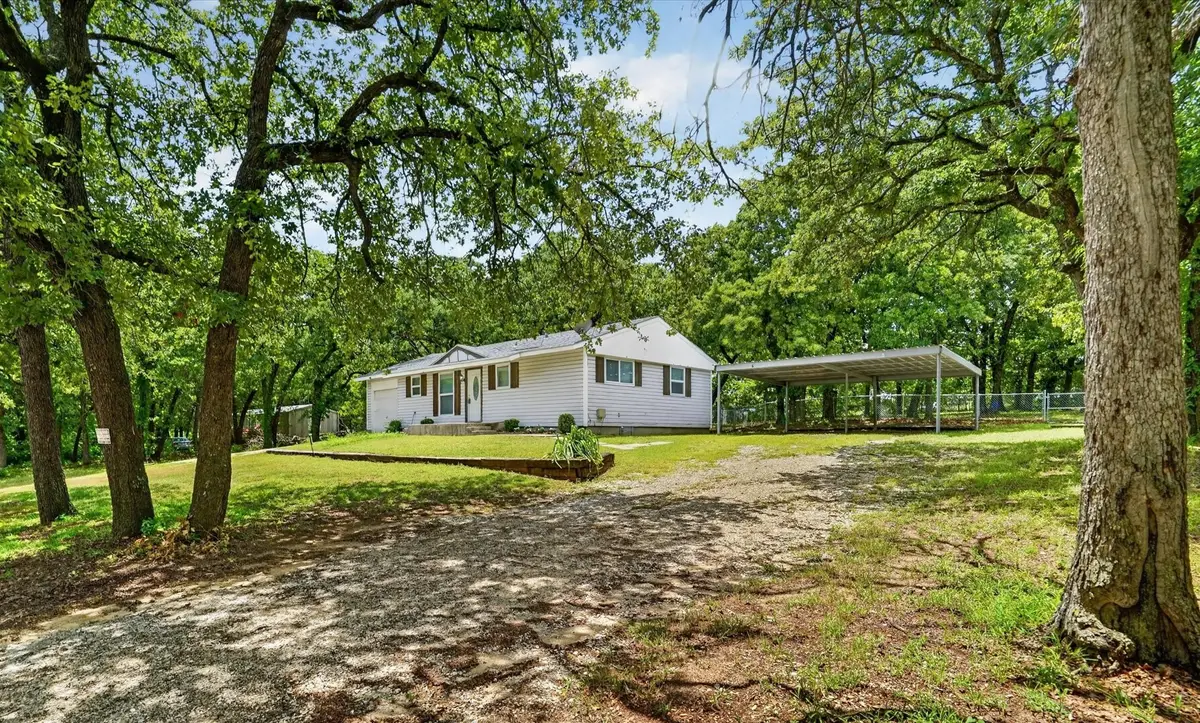 186 Garnet Road, Springtown, TX 76082 - #1