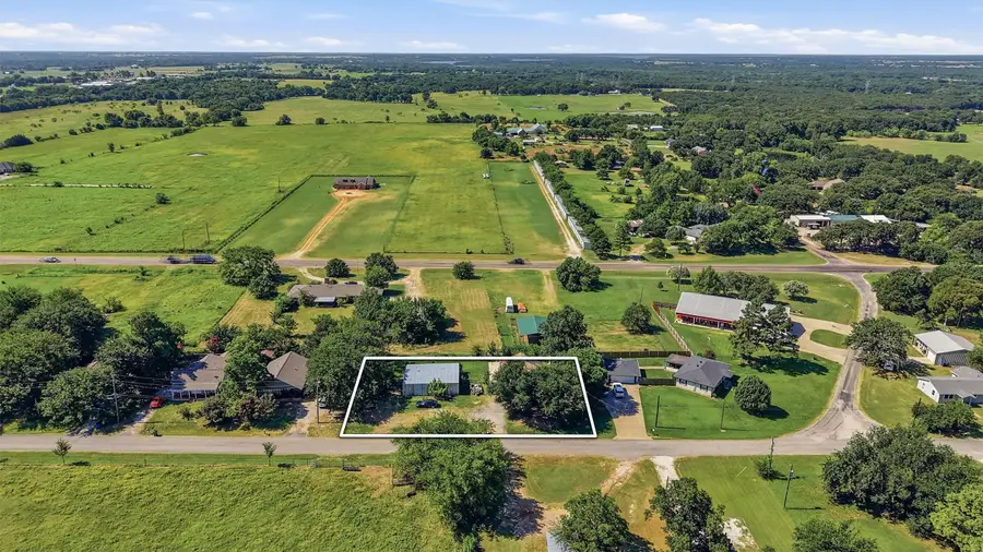 538 W Hughes Street, Collinsville, TX 76233 - #3