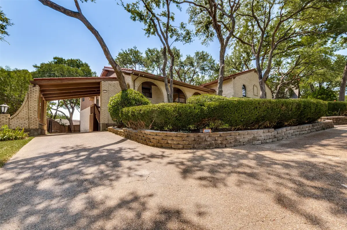 3202 Coronado Street, Irving, TX 75062 - #1
