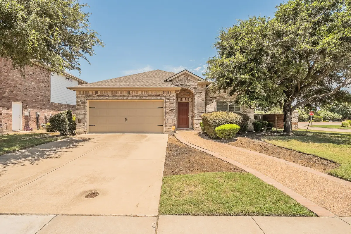 5896 Vista Heights Lane, Grand Prairie, TX 75052 - #1