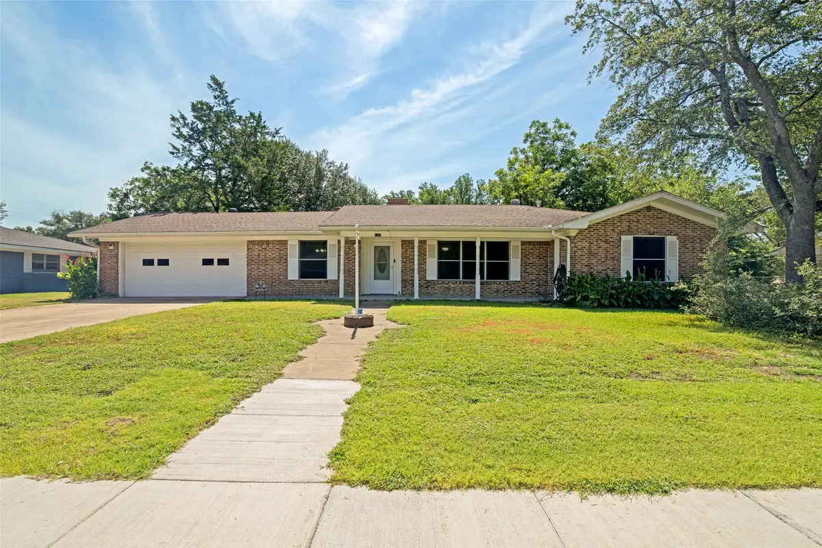 1107 Royal Drive, Kaufman, TX 75142 - #1