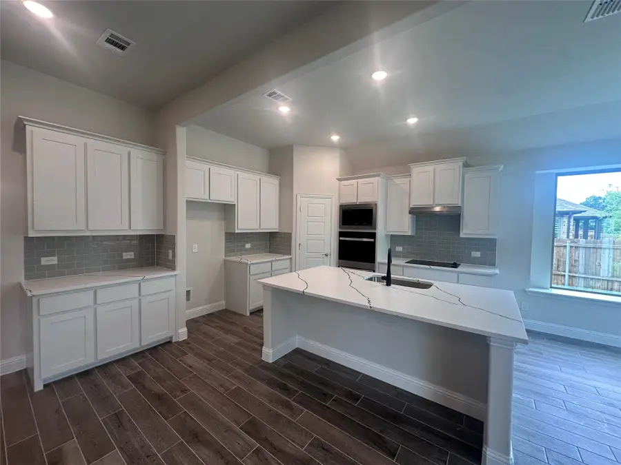 610 Kyle Drive, Tioga, TX 76271 - #2