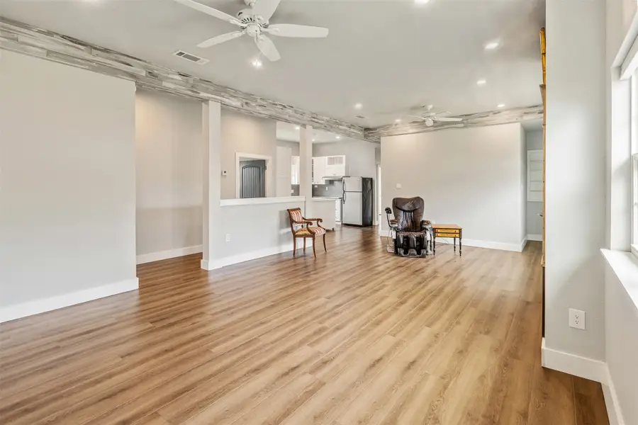 607 S Main Street, Kemp, TX 75143 - #3