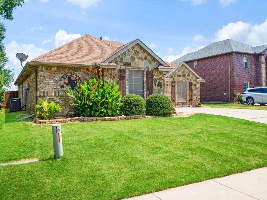 1745 Colorado Drive, Burleson, TX 76028 - #3