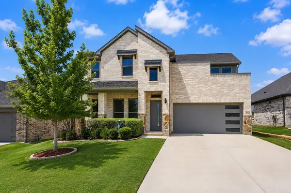10533 Big Lagoon Drive, Fort Worth, TX 76179