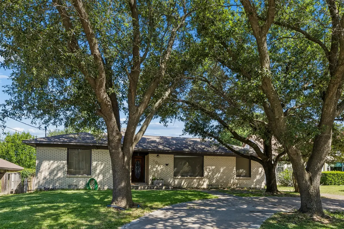 8011 Eagle Trail, Dallas, TX 75238 - #1