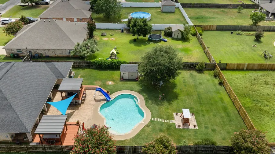 616 Parker Lane, Granbury, TX 76048 - #3