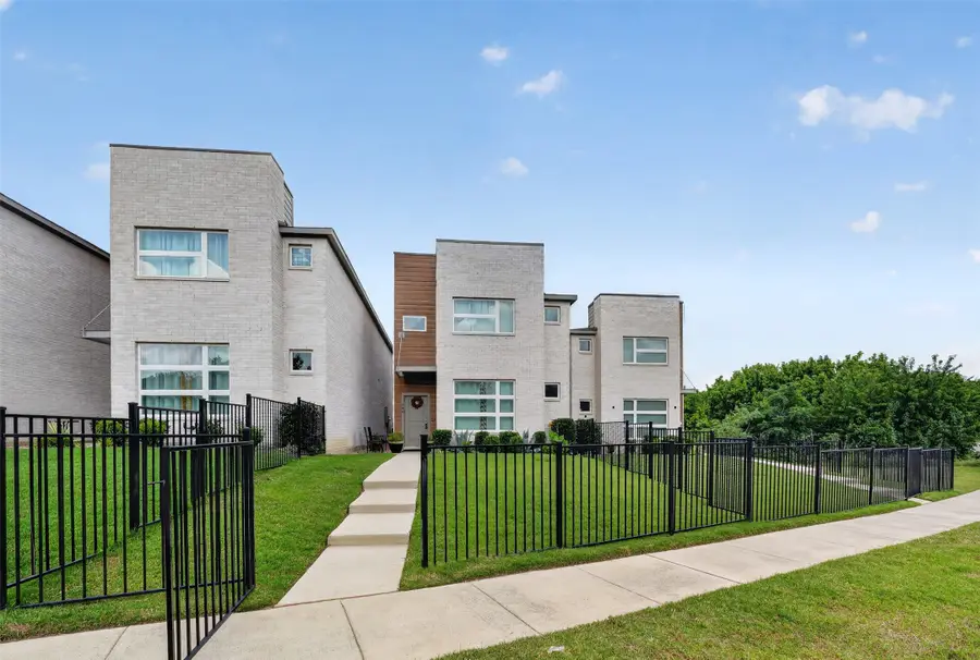 340 Oakbend Drive, Lewisville, TX 75067 - #3
