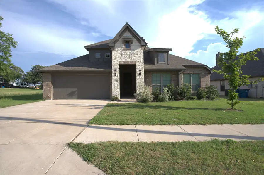 201 W 4th Street, Keene, TX 76059 - #2