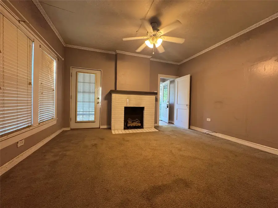 810 N 33rd Street, Waco, TX 76707 - #2